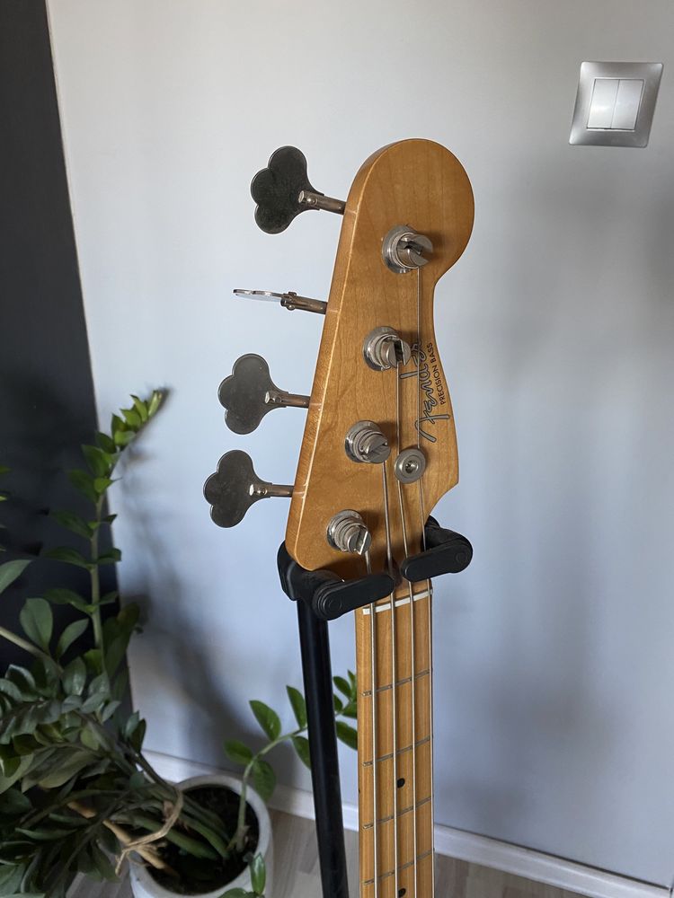 Fender precision bass vintera 50s