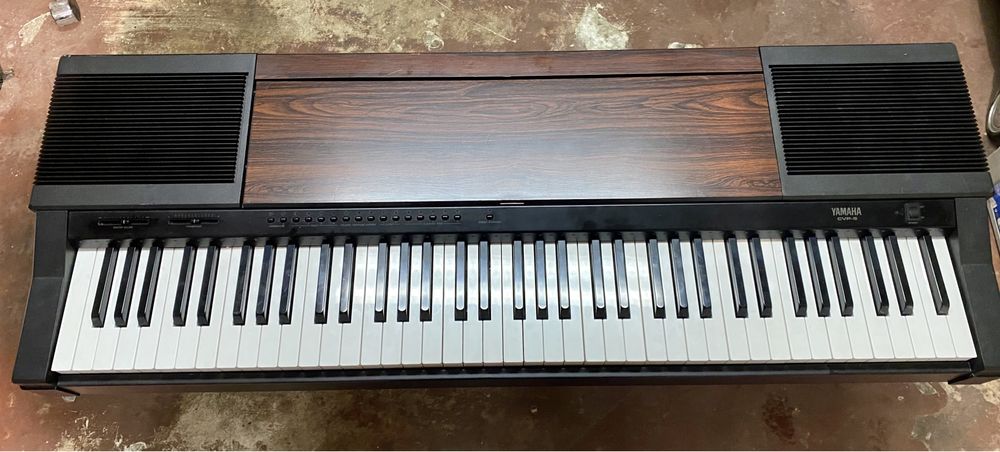 YAMAHA Clavinova CVP-5