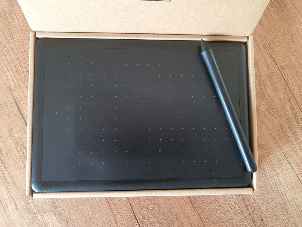 Nowy Tablet graficzny Wacom do nauki i rysowania