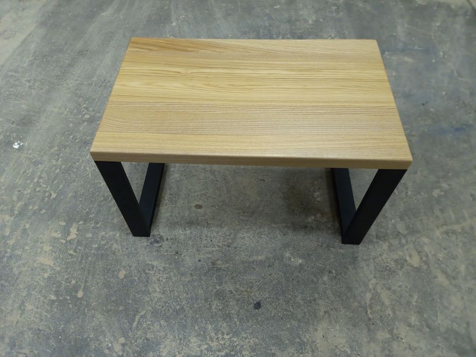 Stolik kawowy drewniany jesionowy w stylu Loft 50cmx80cm nogi metalowe