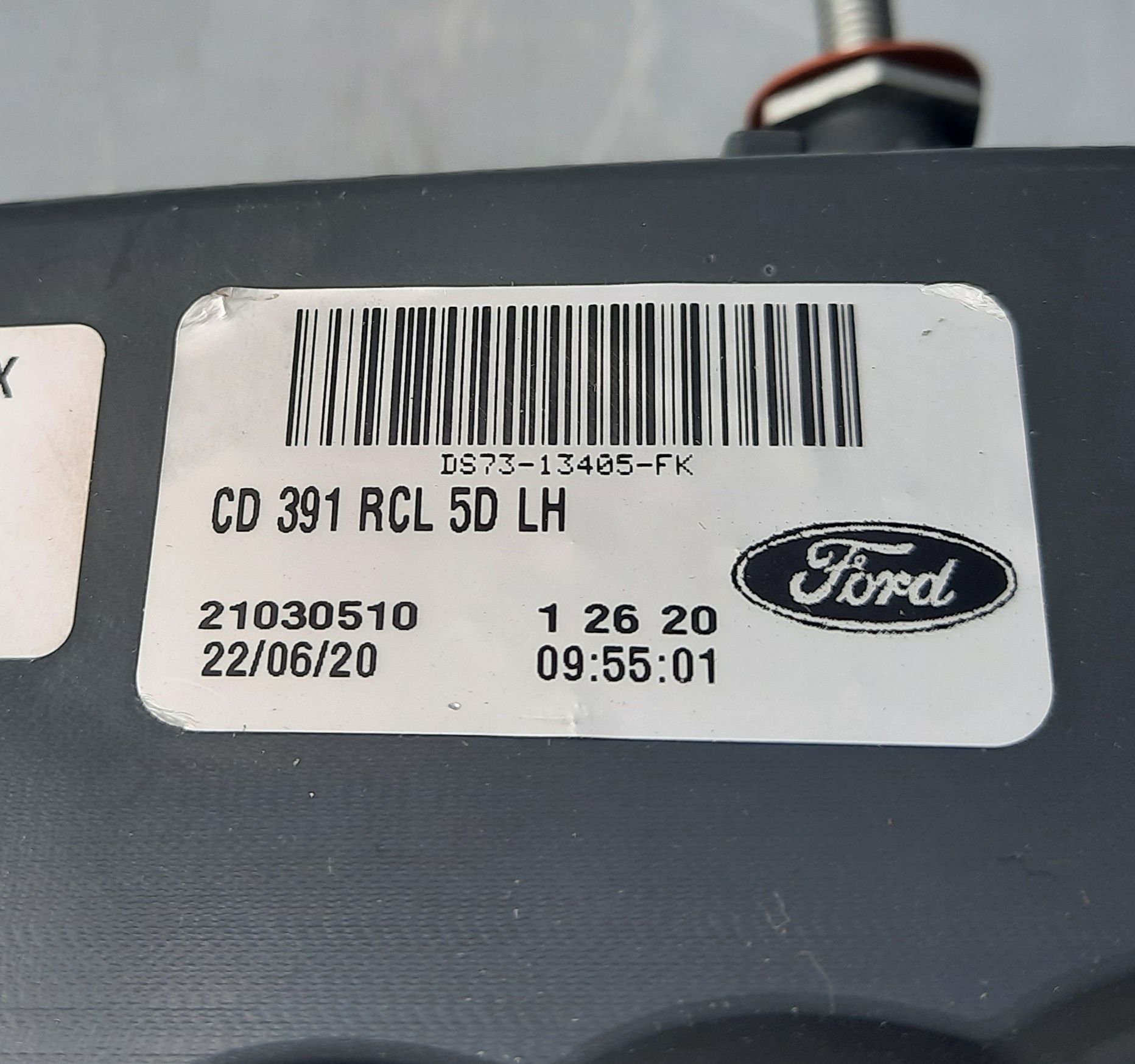 Ford Mondeo Mk5 lampa lewy tył