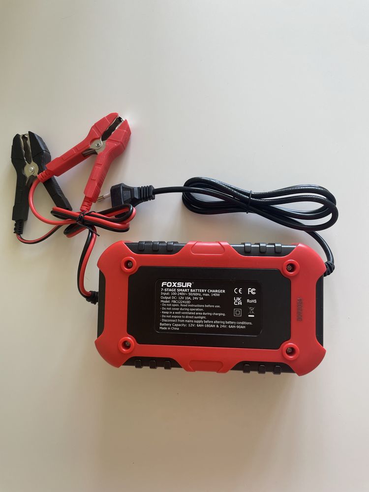 зарядний пристрій для акумулятора Foxsur FBC122410D 12V-10A/24V-5A