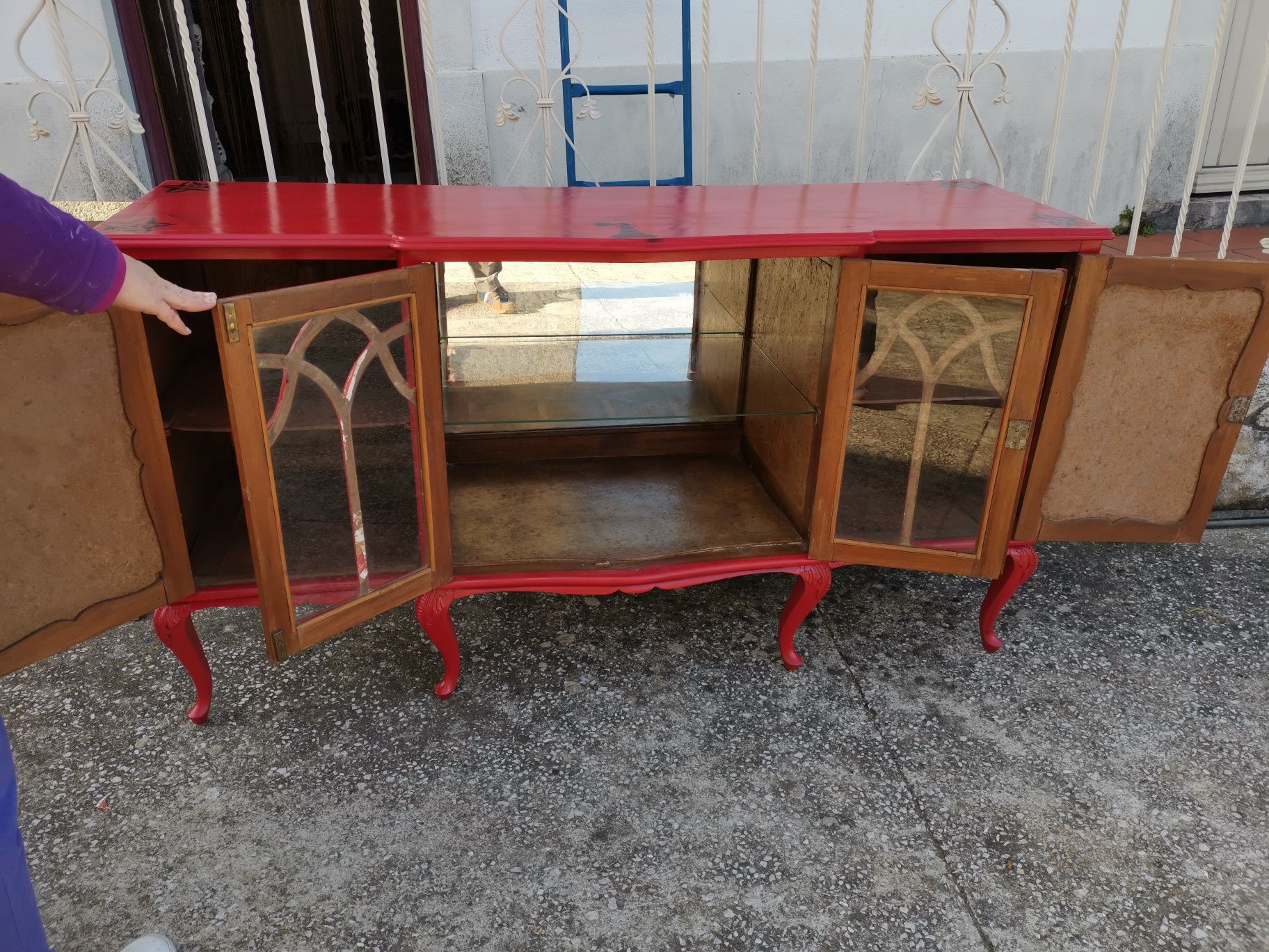 Aparador vintage Queen Ann