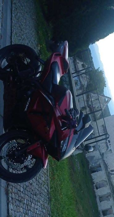 Honda cbr 600rr pc37 2004r.