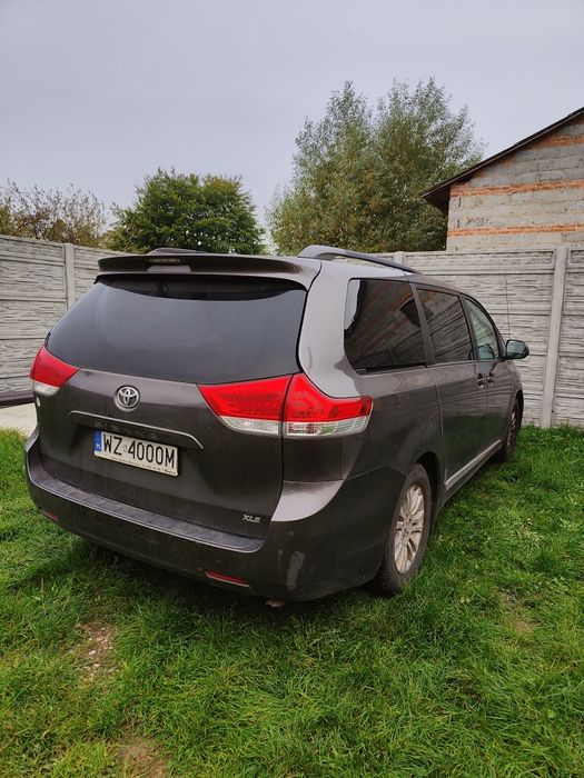 Toyota Sienna 3,5l V6 LPG 266KM, faktura VAT 23%