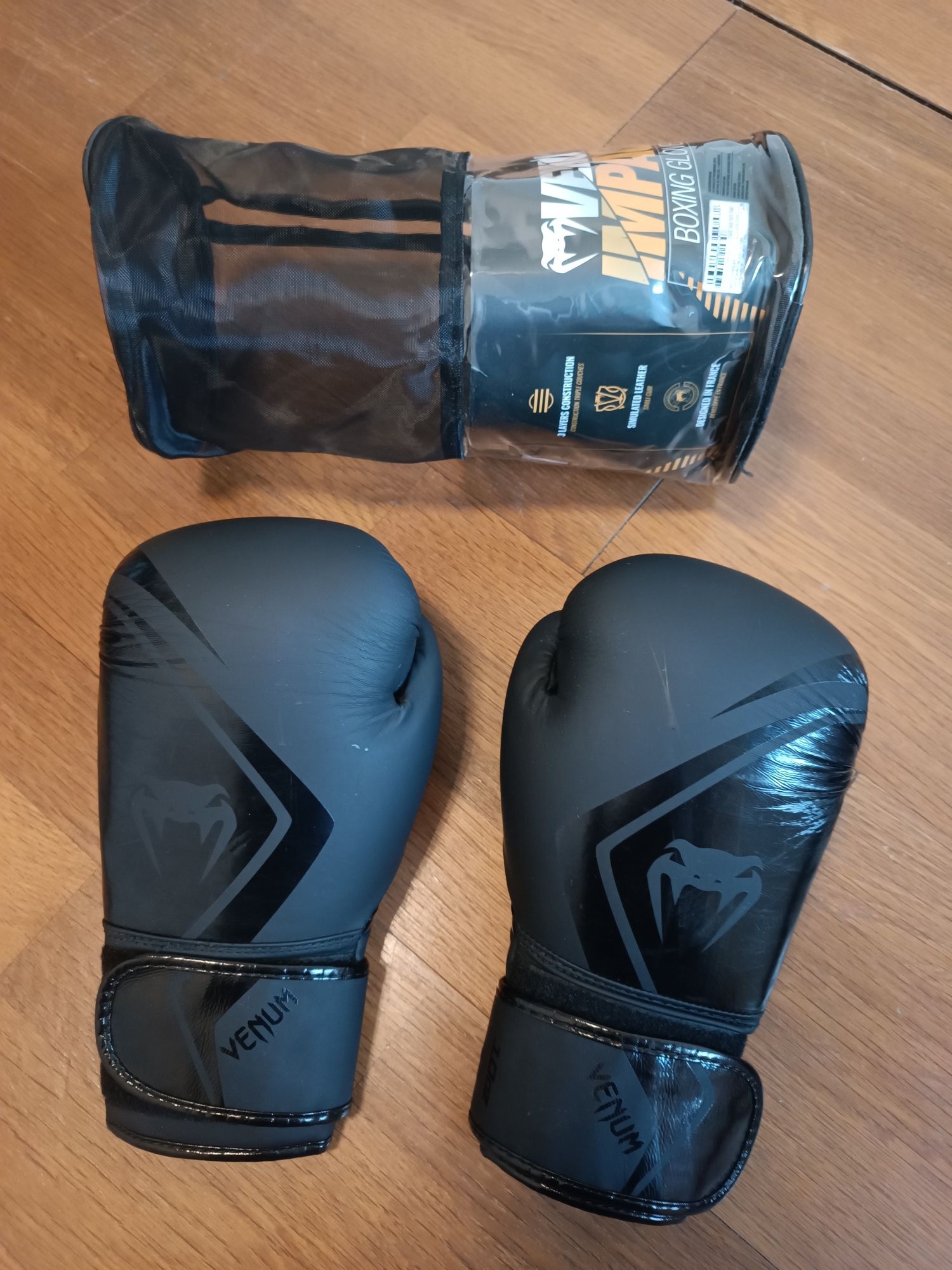 Luvas de boxe venum