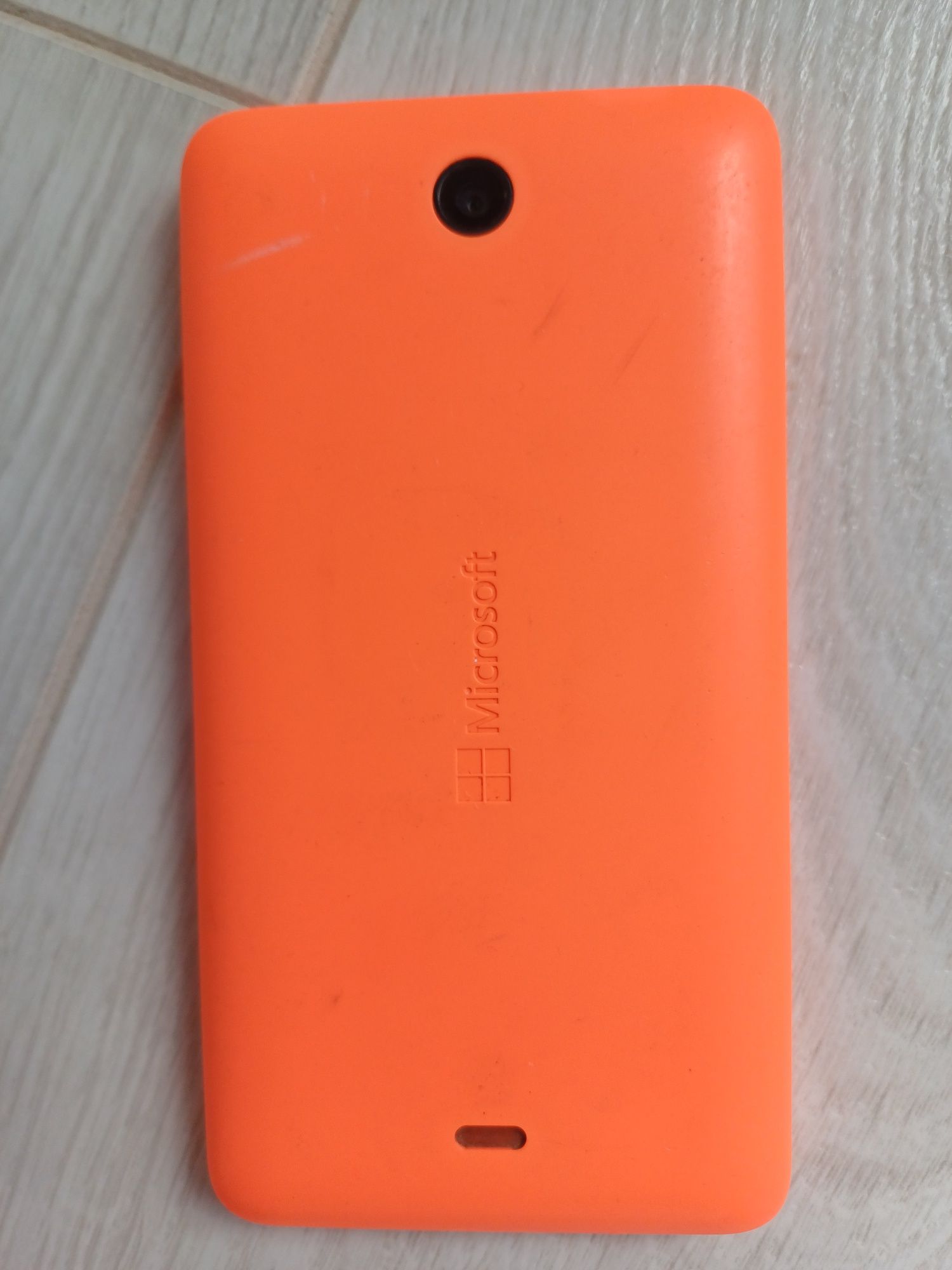 Мобільний телефон Microsft Lumia 430