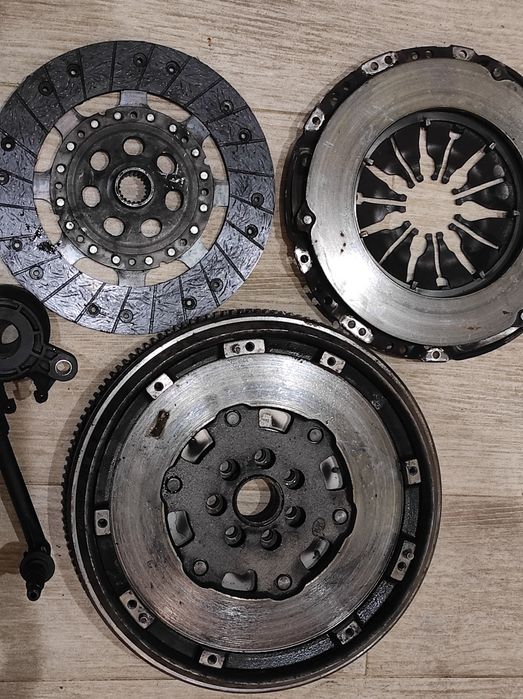 Рено Лагуна 3, колінвал, щеплення