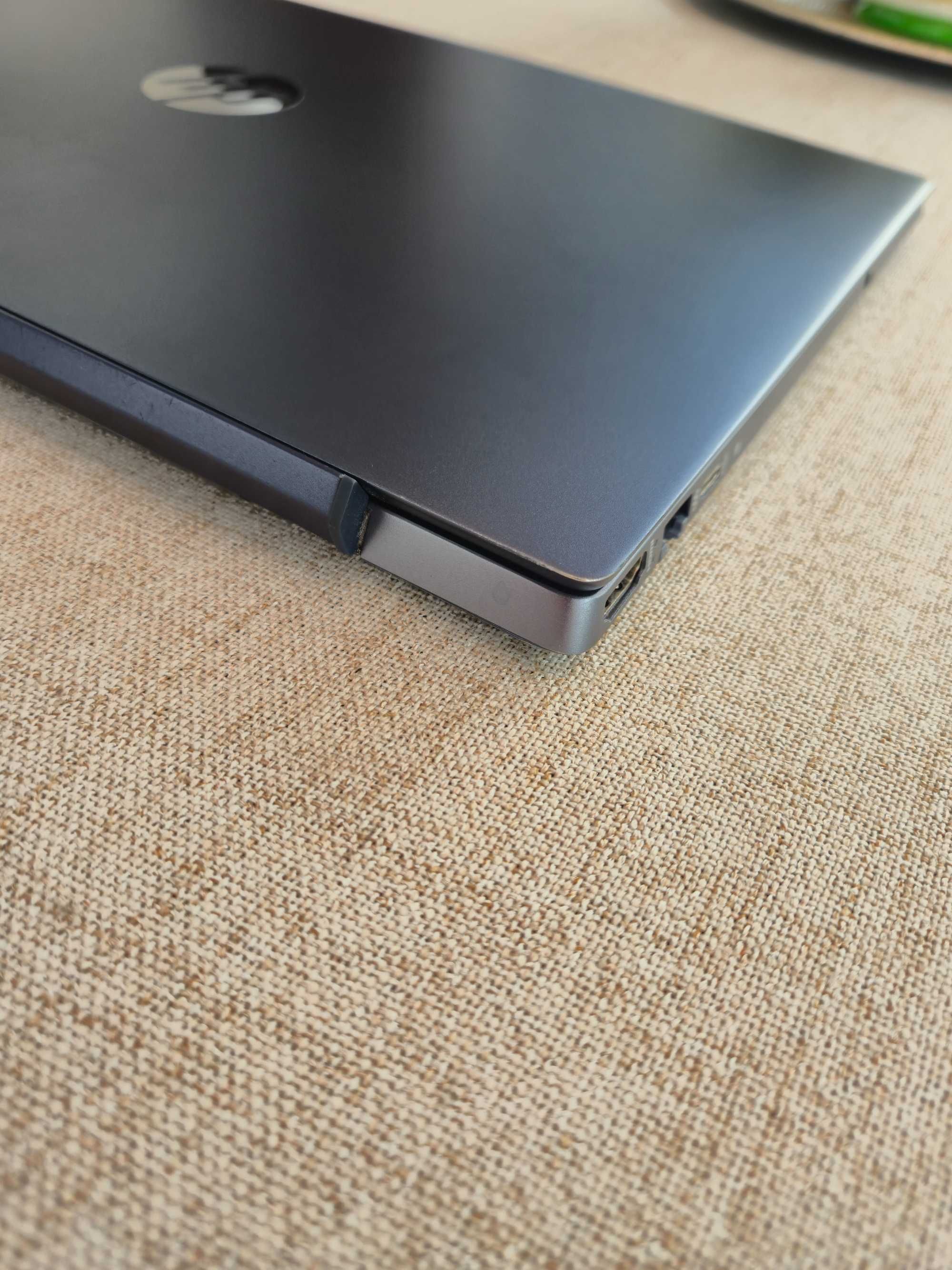 Notebook HP Pavilion 15" używany