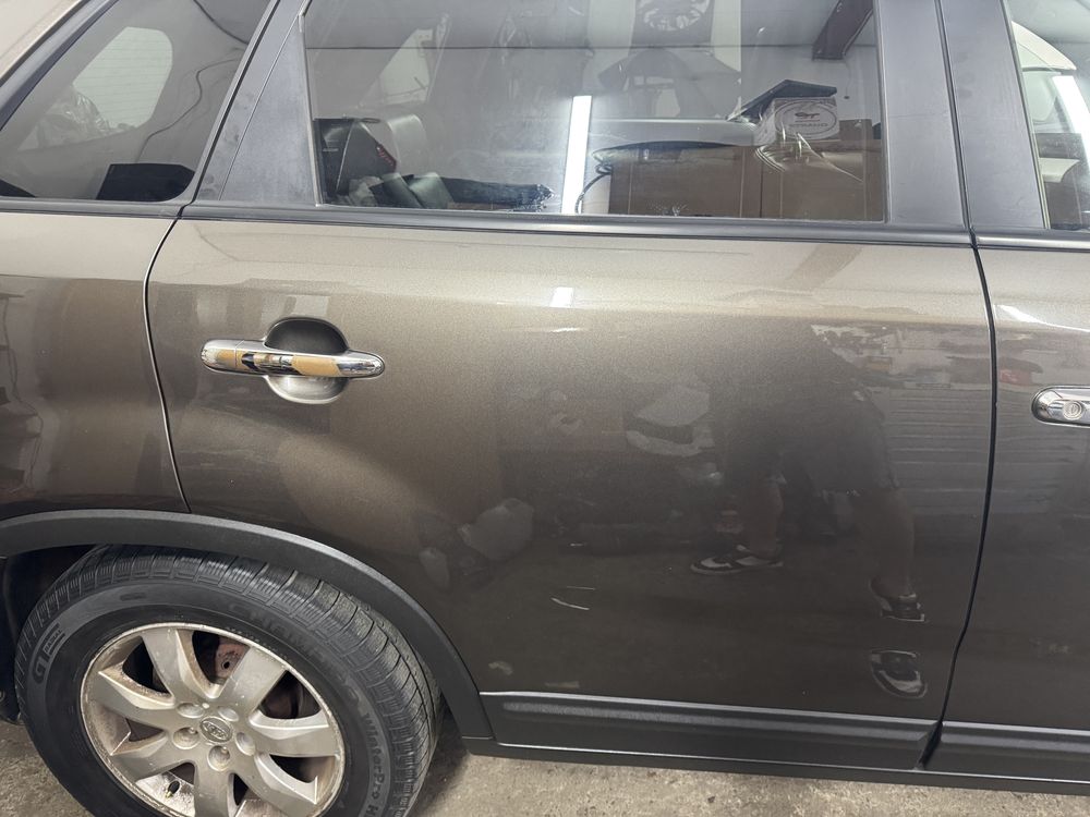 Двері дверка kia sorento