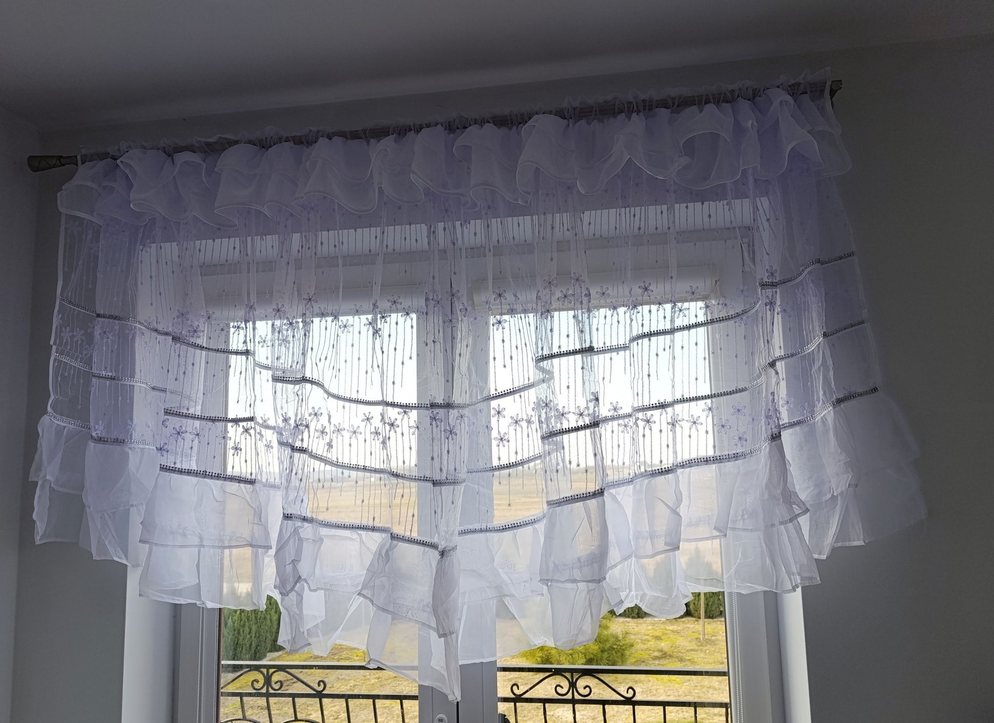 Firana z markizety falbany V 400x130 biała elegancka