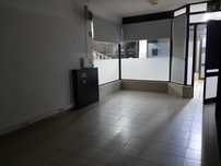 Vende ou arrenda espaço comercial centro de Penafiel
