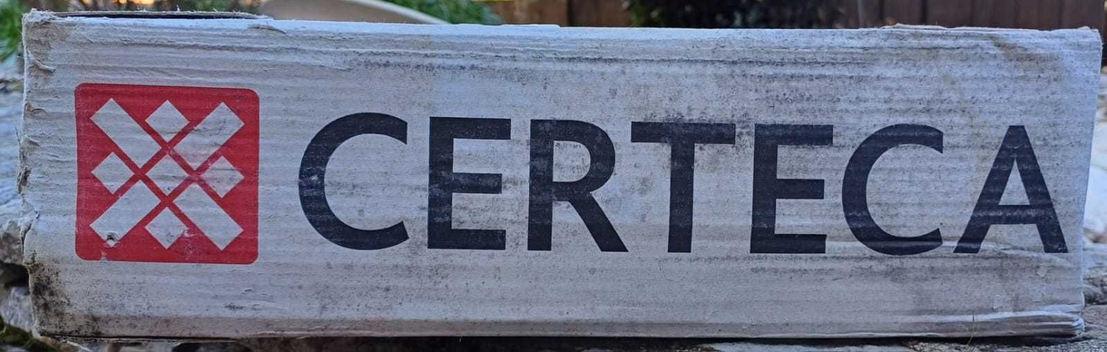 Pavimento cerâmico
