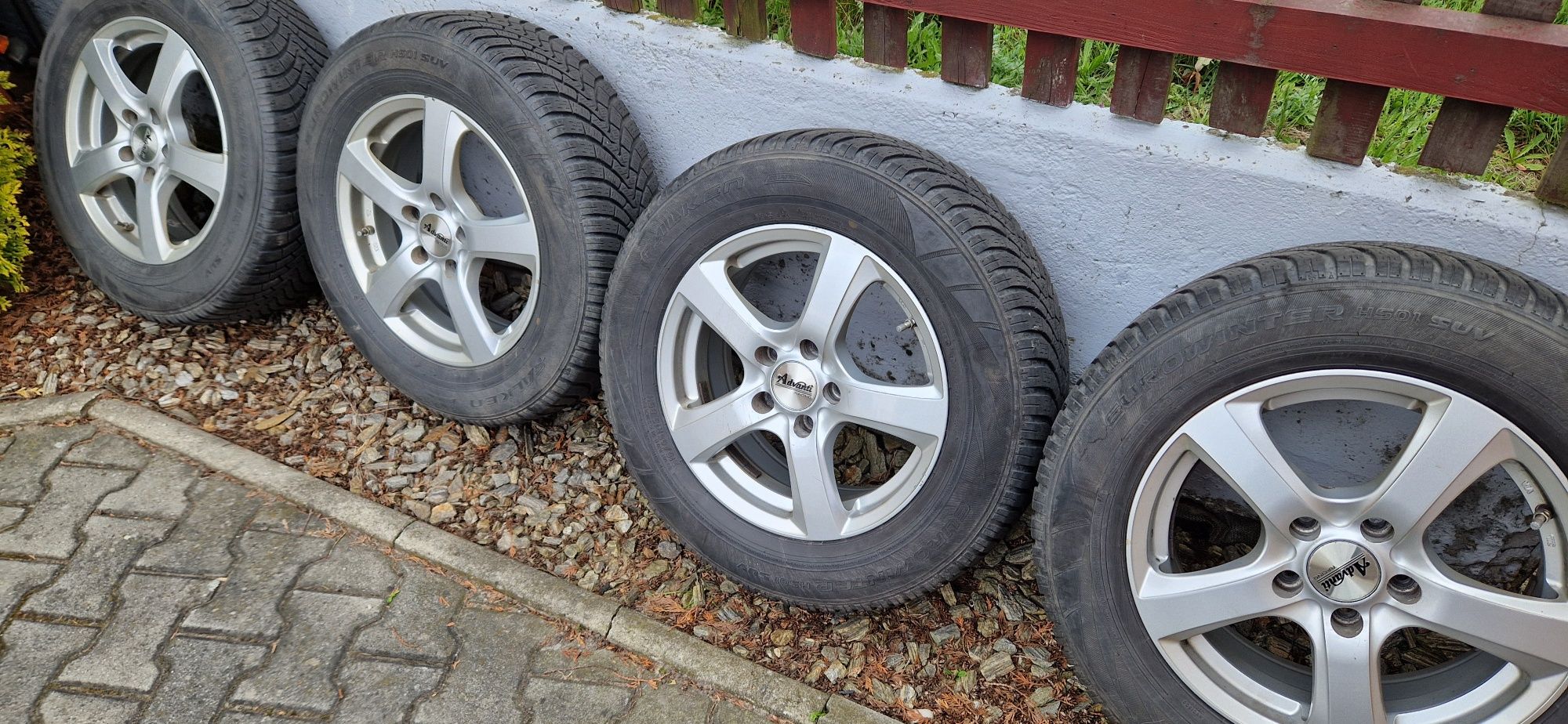 Felgi aluminiowe 215/65 R16 4szt  opony gratis