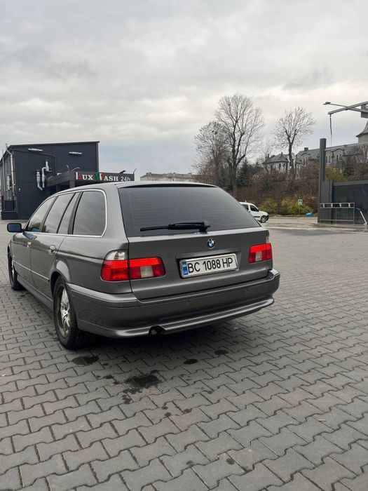 BMW e39 2002 рік автомат