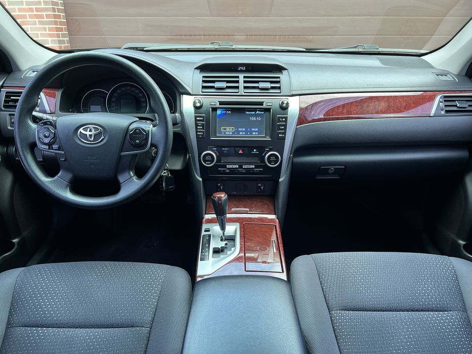 Toyota Camry 2012