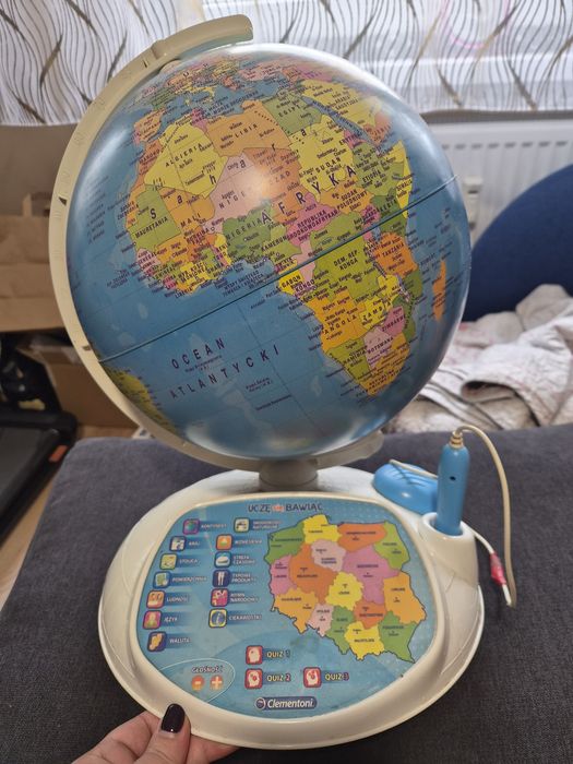 Edukacyjny globus Clementoni