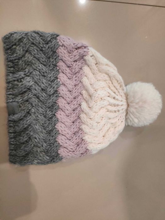 Czapka dziewczeca  4 F