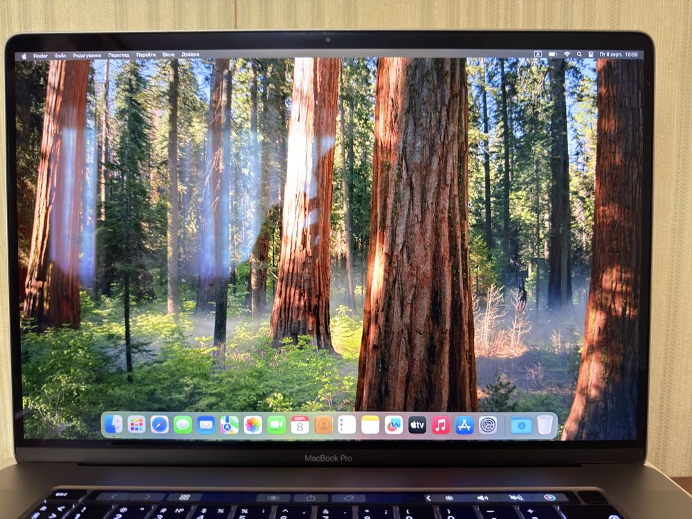 Macbook pro 16 2019 (2021) with touch bar