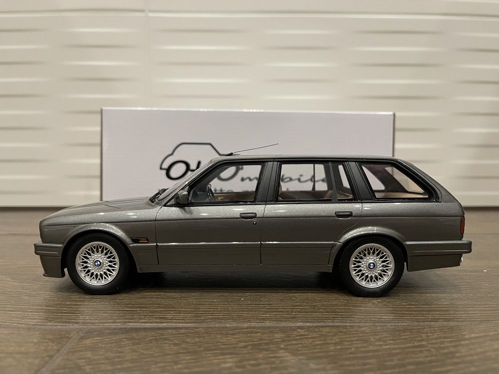 Модель 1:18 OttOmobile BMW E30 325i Touring