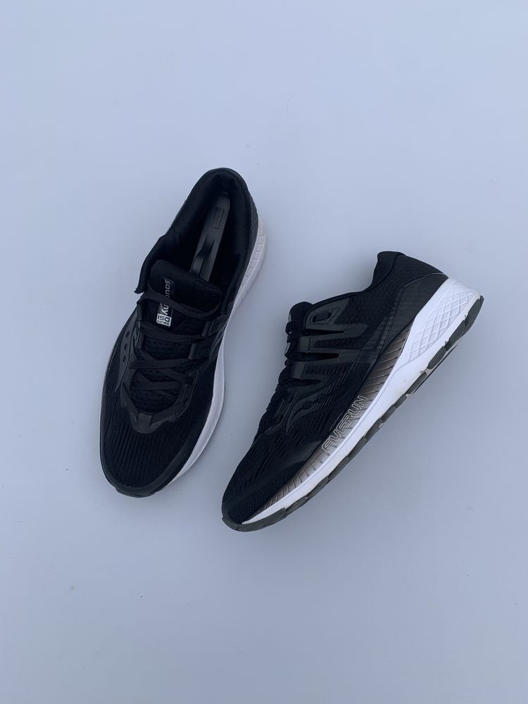 Кросівки saucony everun 41 розмір 26 см
