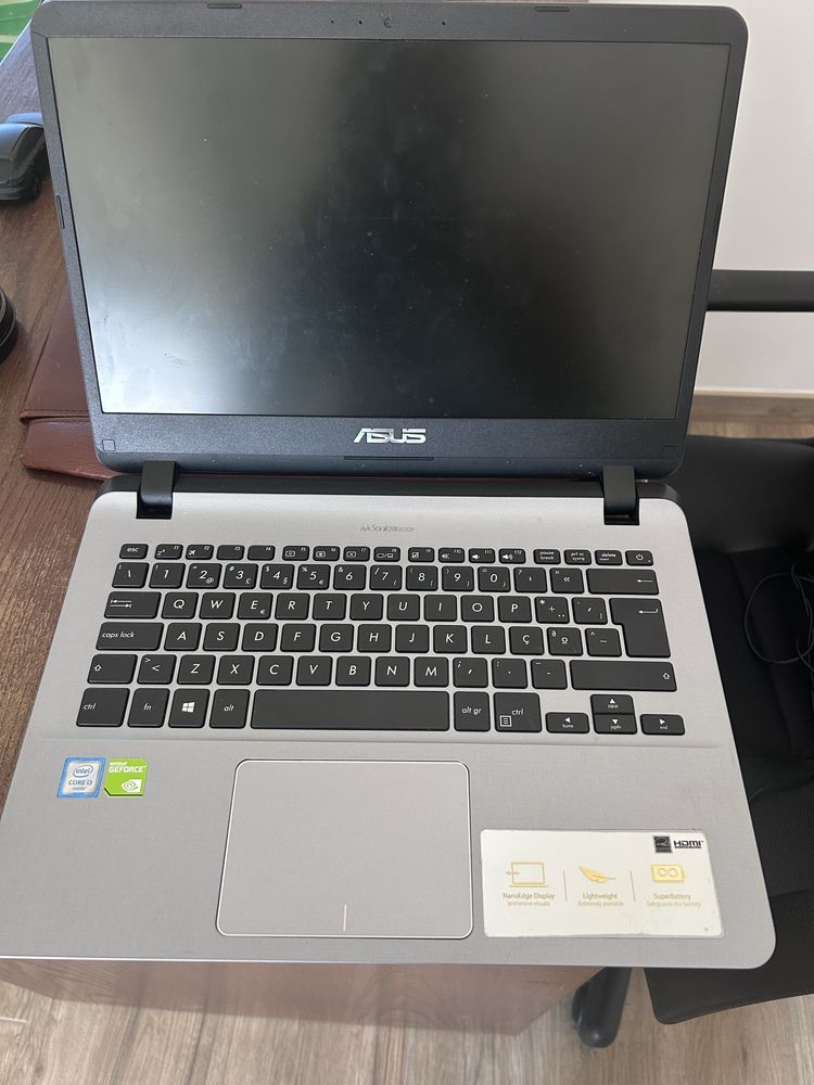 Computador Asus usado
