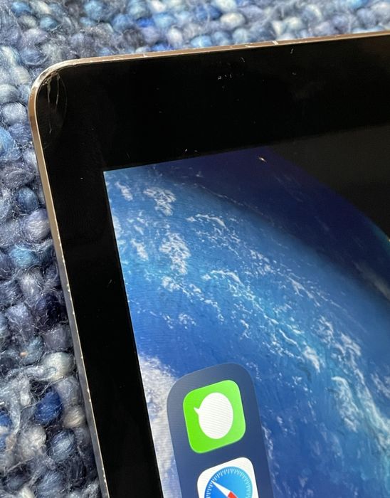 iPad Pro 2nd gen 12.9 64gb