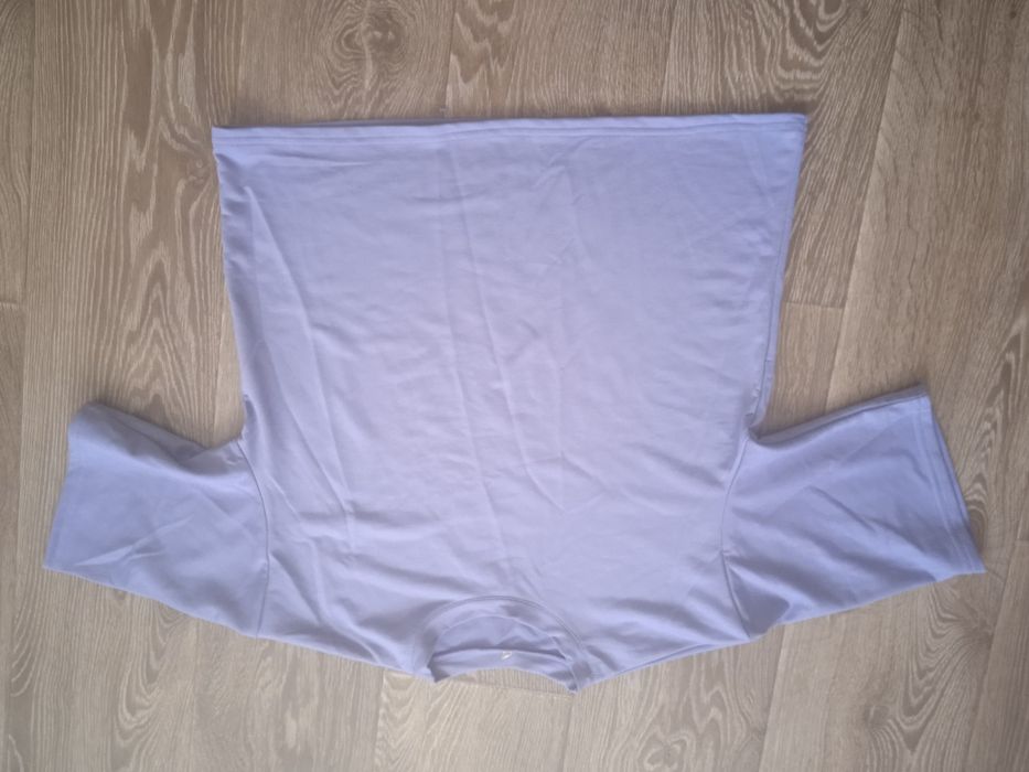 Костюм бузкового кольору