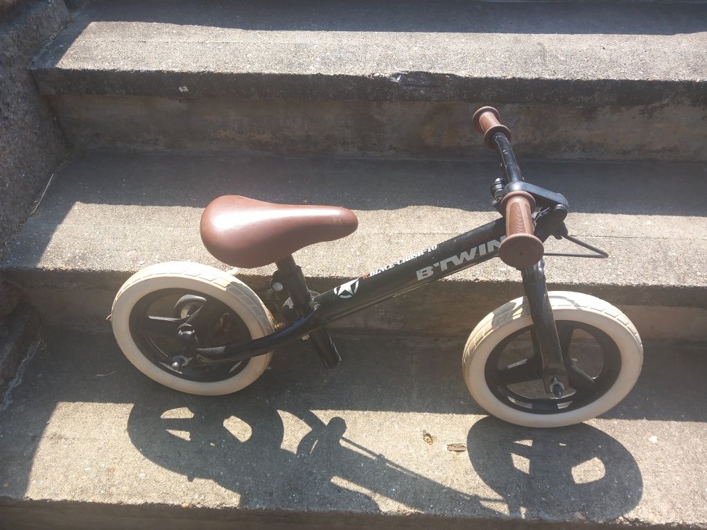 Bicicleta sem pedais criança