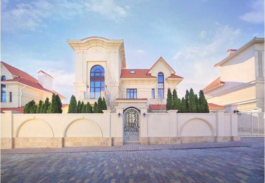 Дом в закрытом комплексе "Оазис"! 9 ст. Б. Фонтана! 7 соток! 1A37