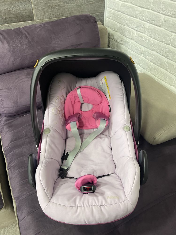 Автокрісло Maxi cosi pebble база isofix familyfix