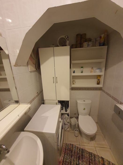 Продам 3к кв  80м2 вул Соц.містечко гарна локація 100м Київський Шлях