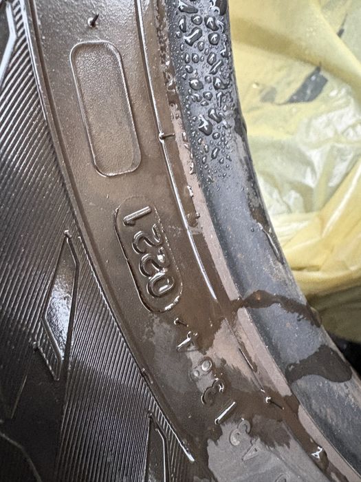 Komplet opon wielosezonowych Nokian 195/65 R16