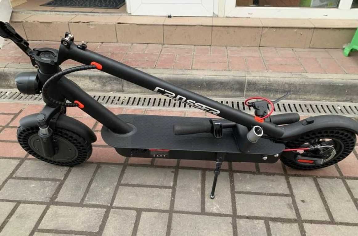 Электросамокат Crosser E9/MAX 500/600W 15 Ah l-ion 10 дюймов•Доставка+