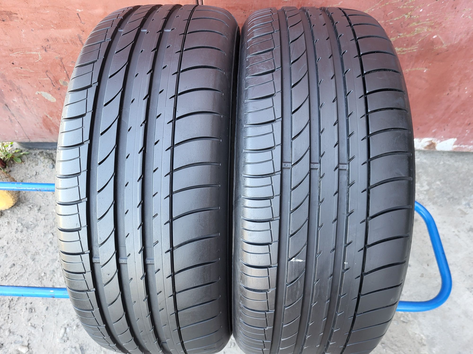 235/50/18 R18 Dunlop SP Sport Maxx GT 2шт ціна за 1шт шини