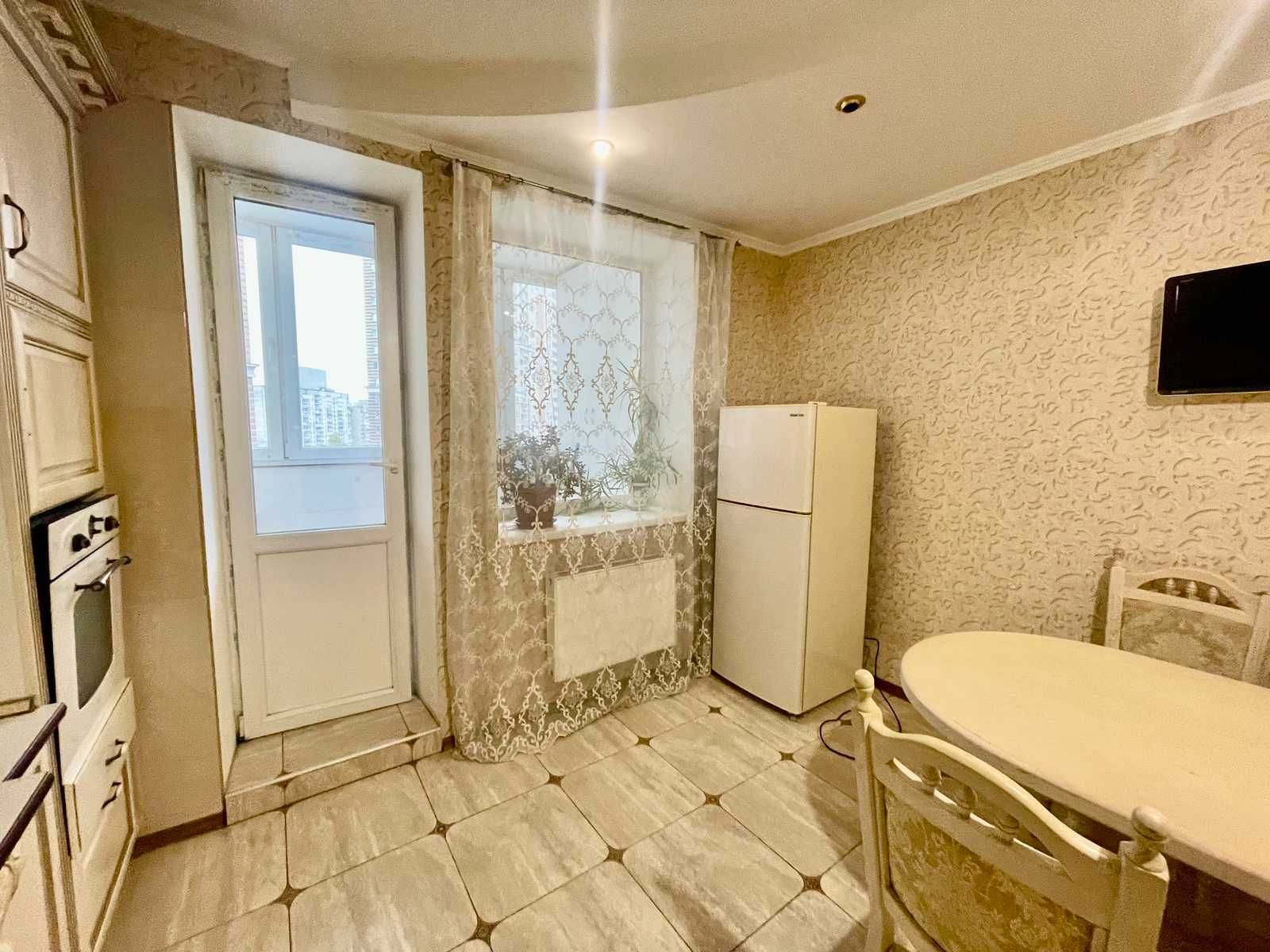 Продаж 3 к. кв. ЖК Голосіїво, вул. Голосіївська 13 а, метро Деміївська