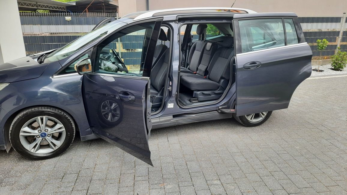 Ford Granc C-max