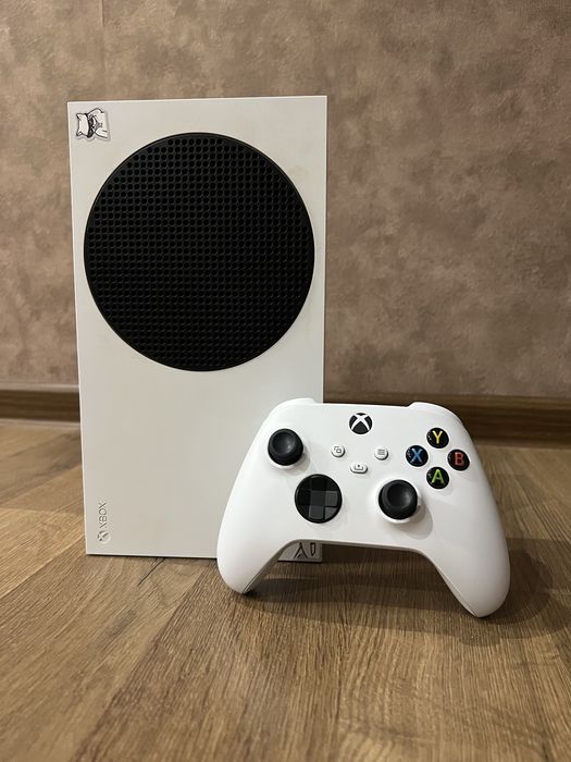 Xbox series s  в гарному стані