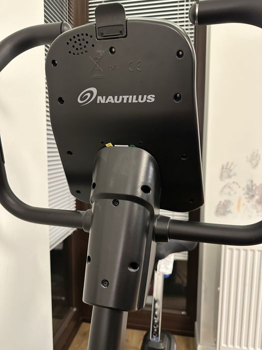 Rowerek treningowy Nautilus U627