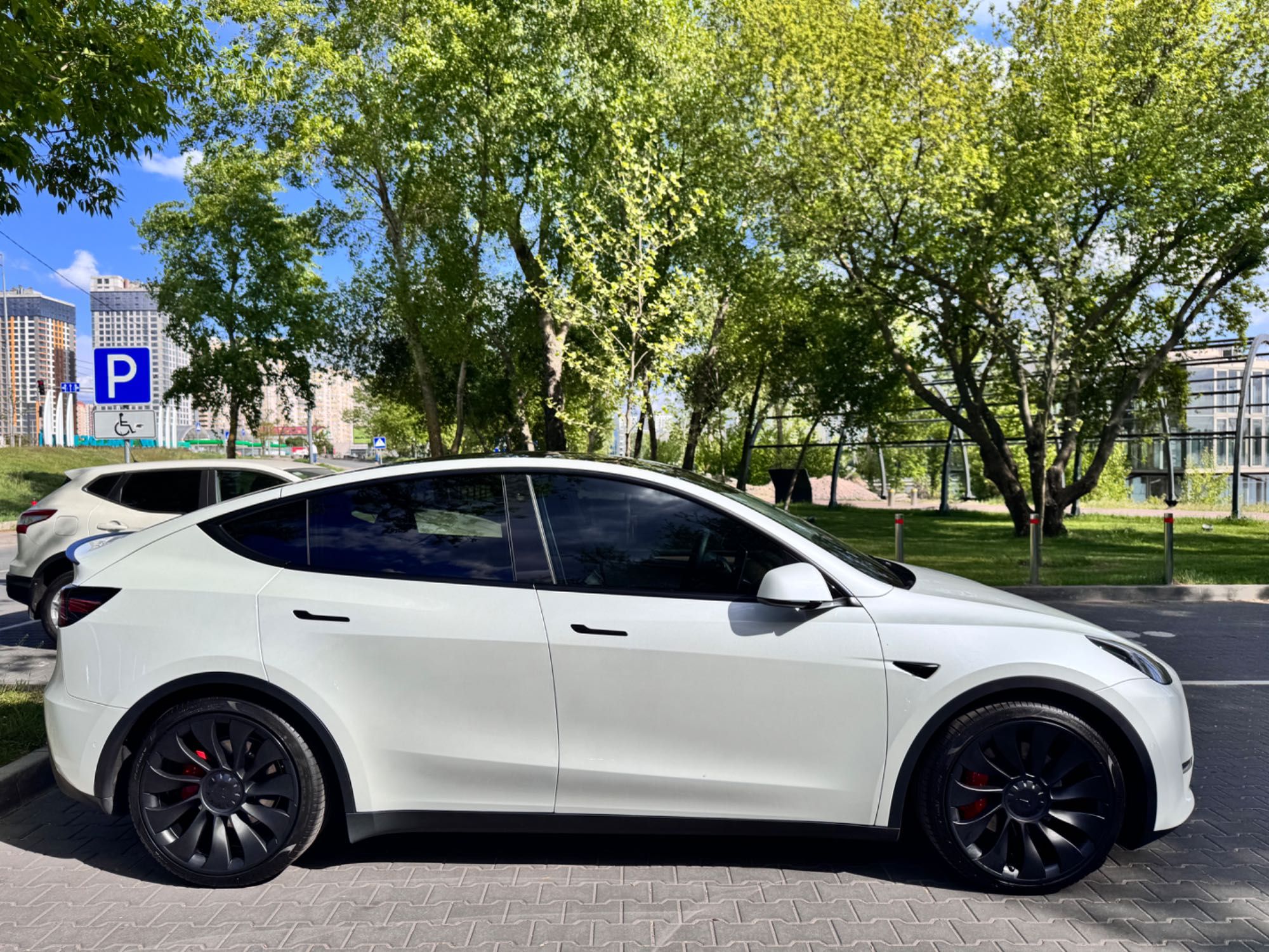 Tesla Model Y 2022