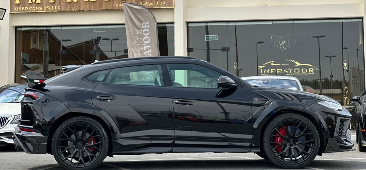 Lamborghini urus 2019