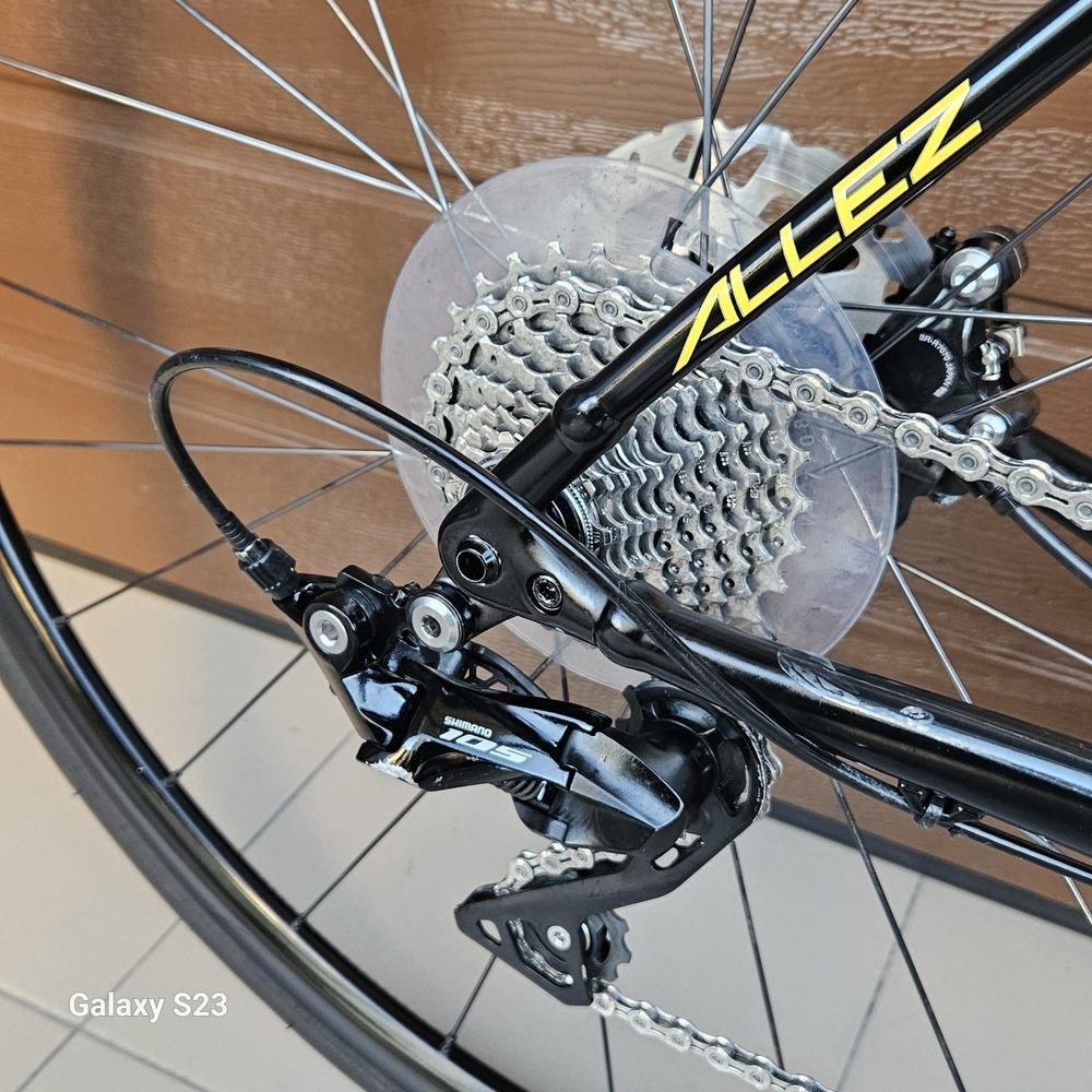 Велосипед спортивний Specialized Allez Sprint Comp Disc