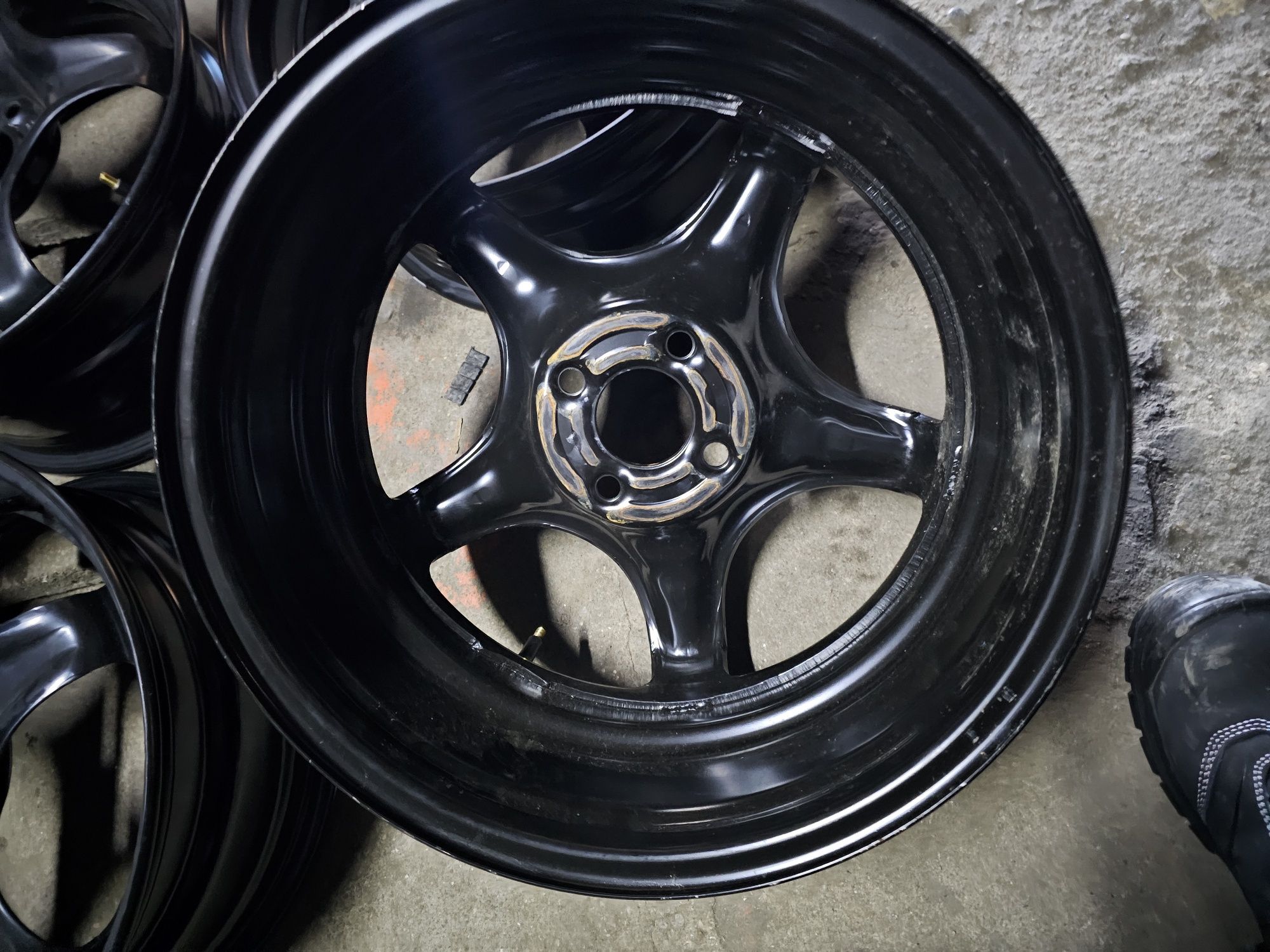 Felgi Stalowe Strukturalne Nowe-Demo Renault-Dacia R16 4x100 ET37-6.5J