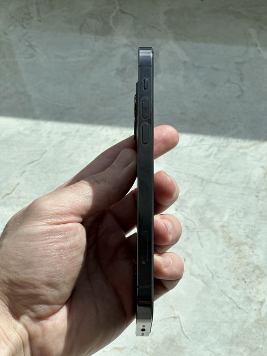 Iphone 12 pro 256 gb в отличном состоянии