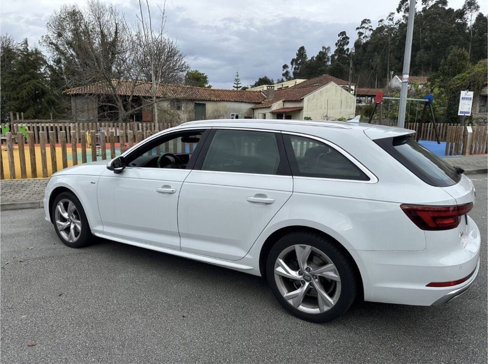 Audi A4 avant S tronic 2.0 35 TDI S line facelift 2019