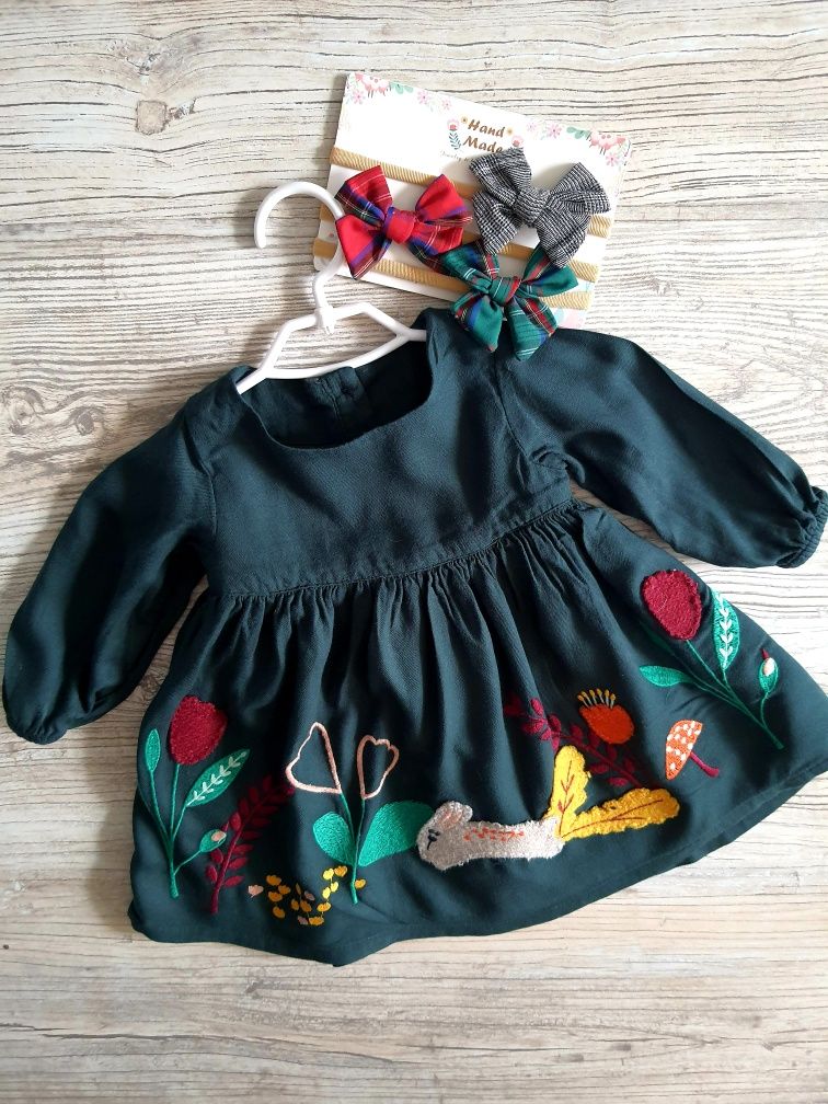 Sukienka w kwiaty z motywem króliczka m&s 62cm 0-3 miesiące