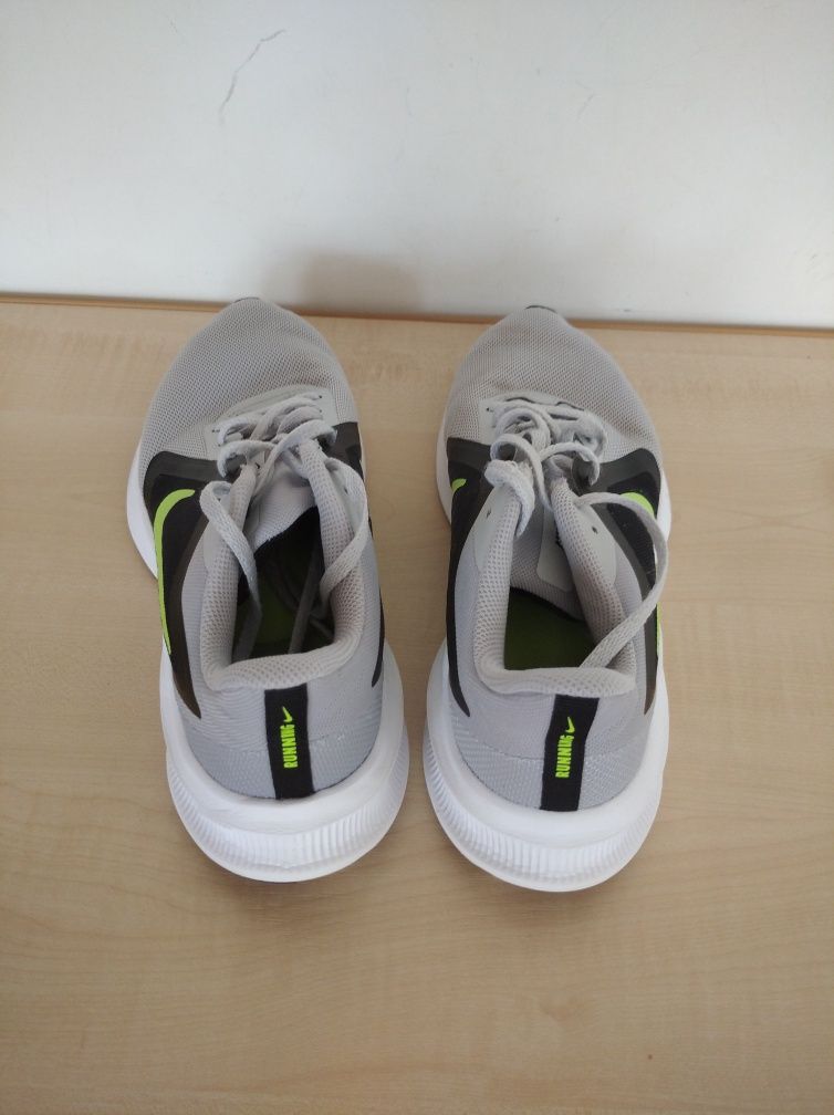 Кросовки Nike running оригинал  летние 41 размер 26 см
