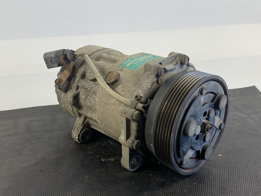 Компрессор кондиціонера VW T5 1.9 TDI 2003-2010 Фольксваген Т5