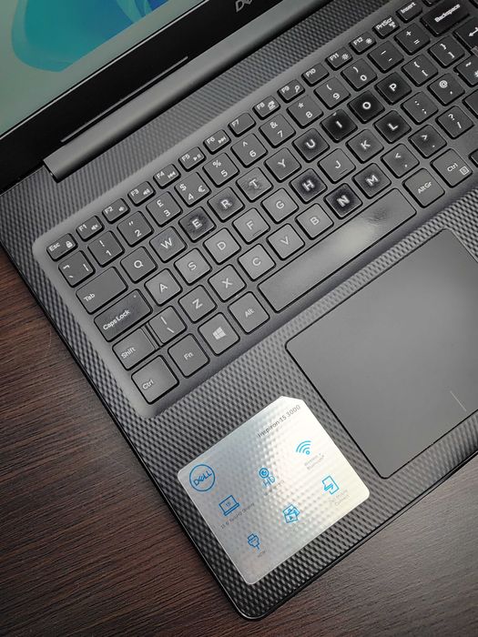 LAPTOP 15,6" FHD | DELL | i3-1005G1 | 16GB RAM | 256SSD 1TB HDD | W11