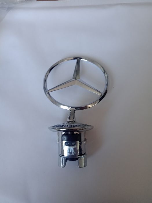 Emblemat logo celownik do Mercedesa modele E,C.S